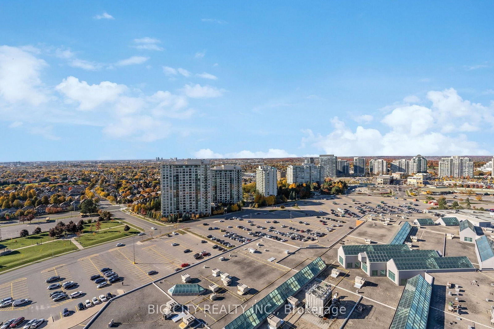 Photo 17 of 50 Upper Mall Way, Unit 1206