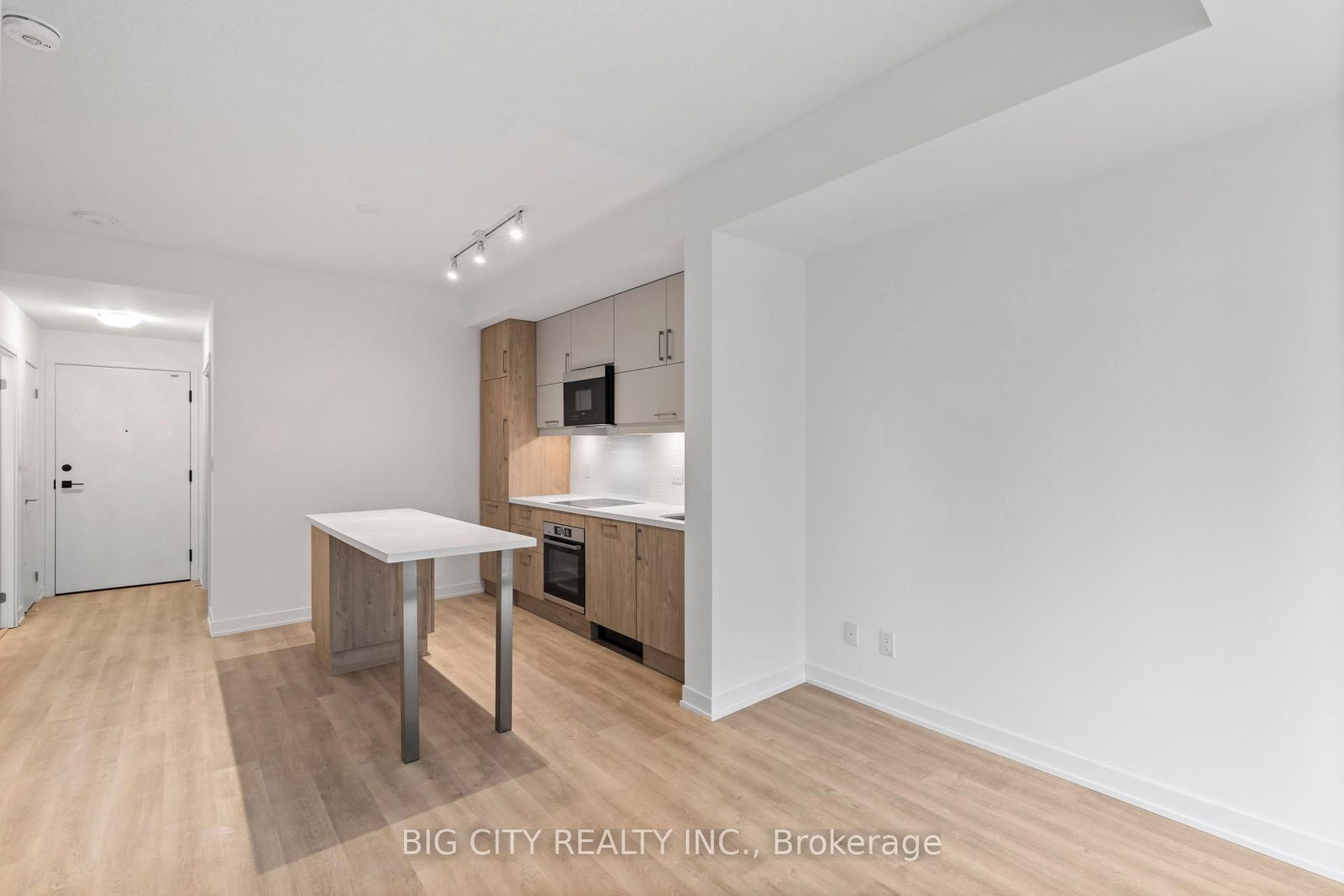 Photo 10 of 8119 Birchmount Road, Unit 623