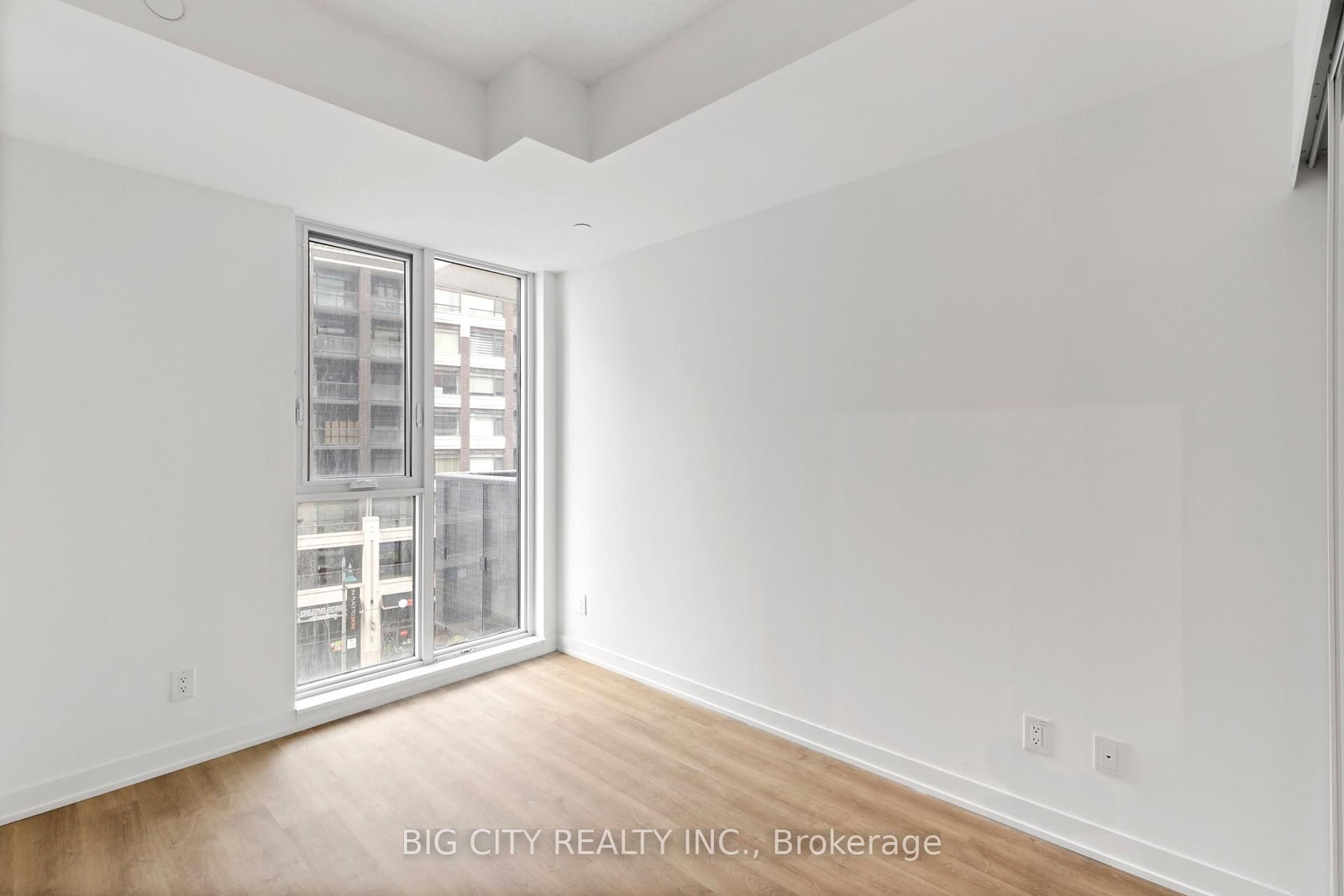 Photo 13 of 8119 Birchmount Road, Unit 623