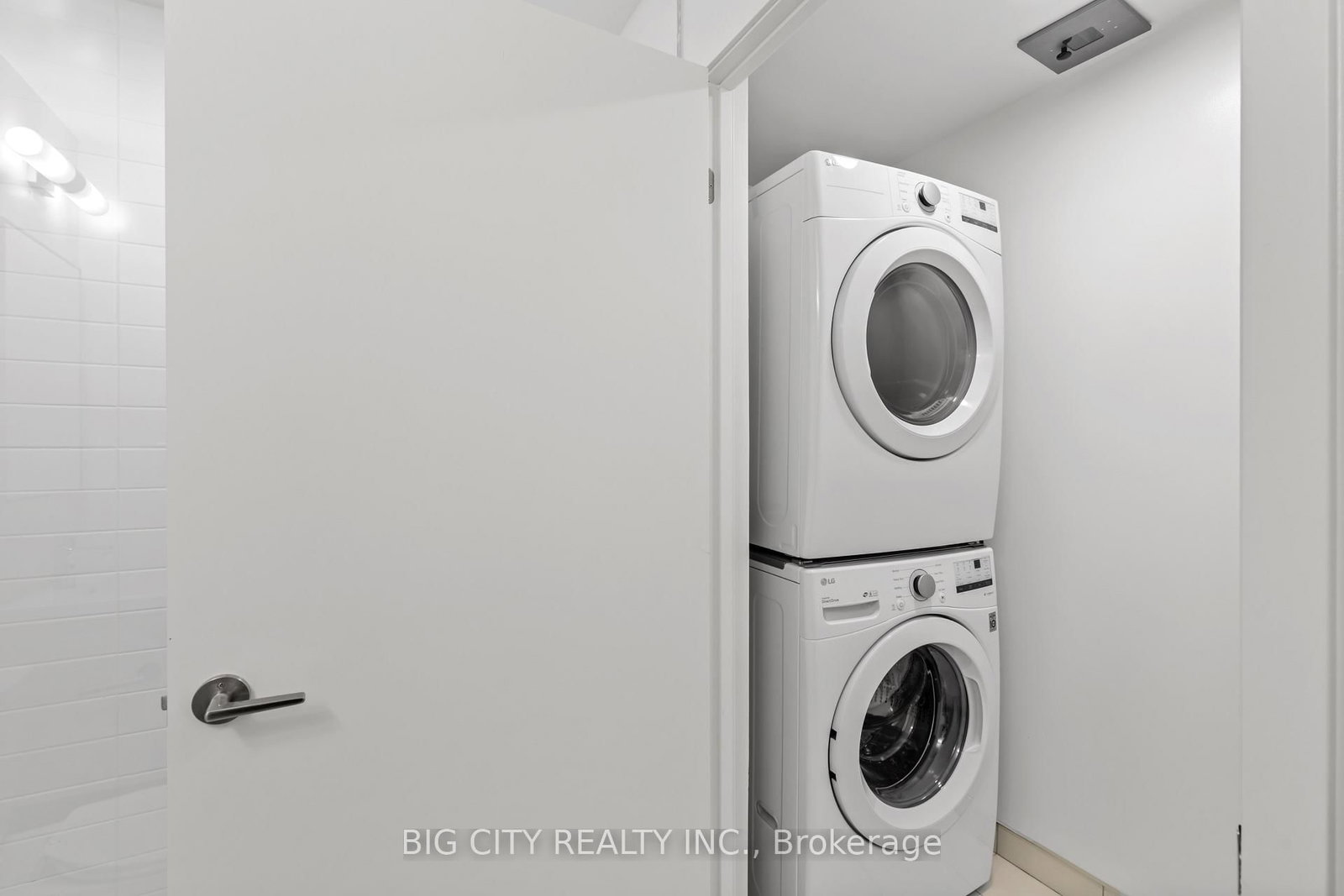 Photo 17 of 8119 Birchmount Road, Unit 623