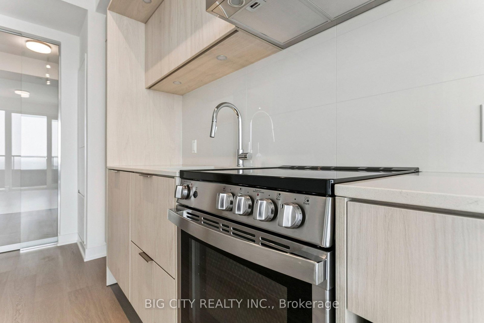 Photo 20 of 448 Burnhamthorpe Road W, Unit 4501