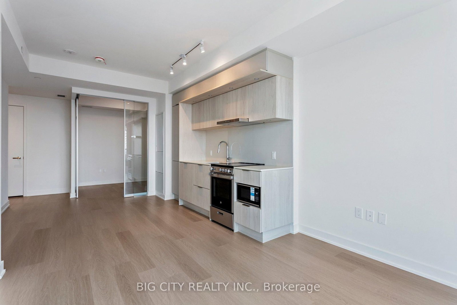 Photo 22 of 448 Burnhamthorpe Road W, Unit 4501
