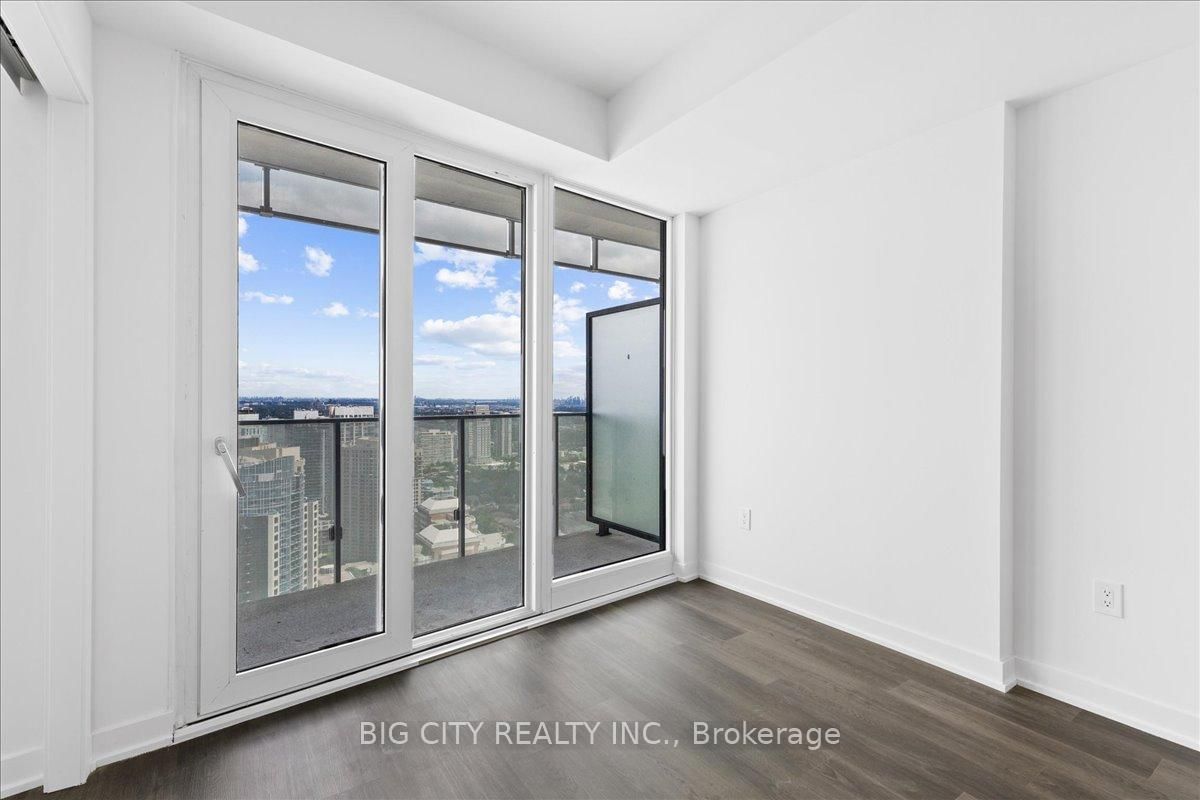 Photo 9 of 3900 Confederation Parkway, Unit 4012
