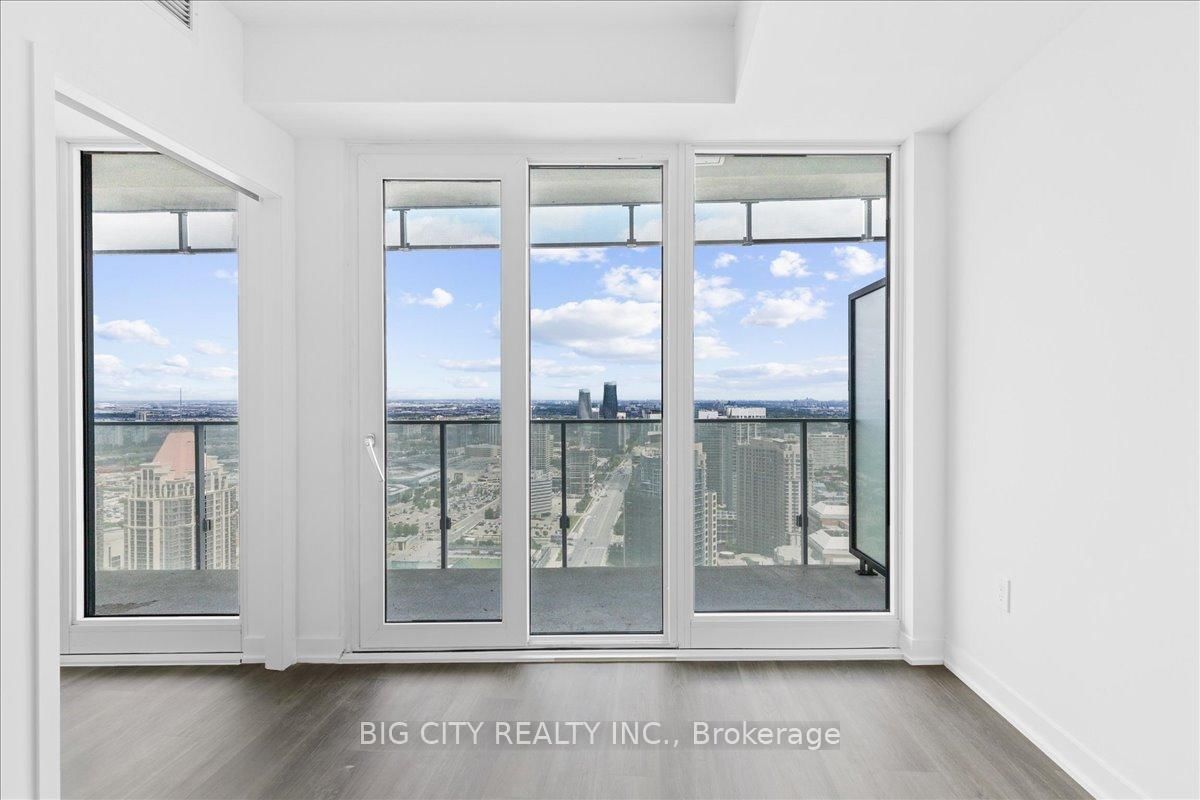 Photo 10 of 3900 Confederation Parkway, Unit 4012