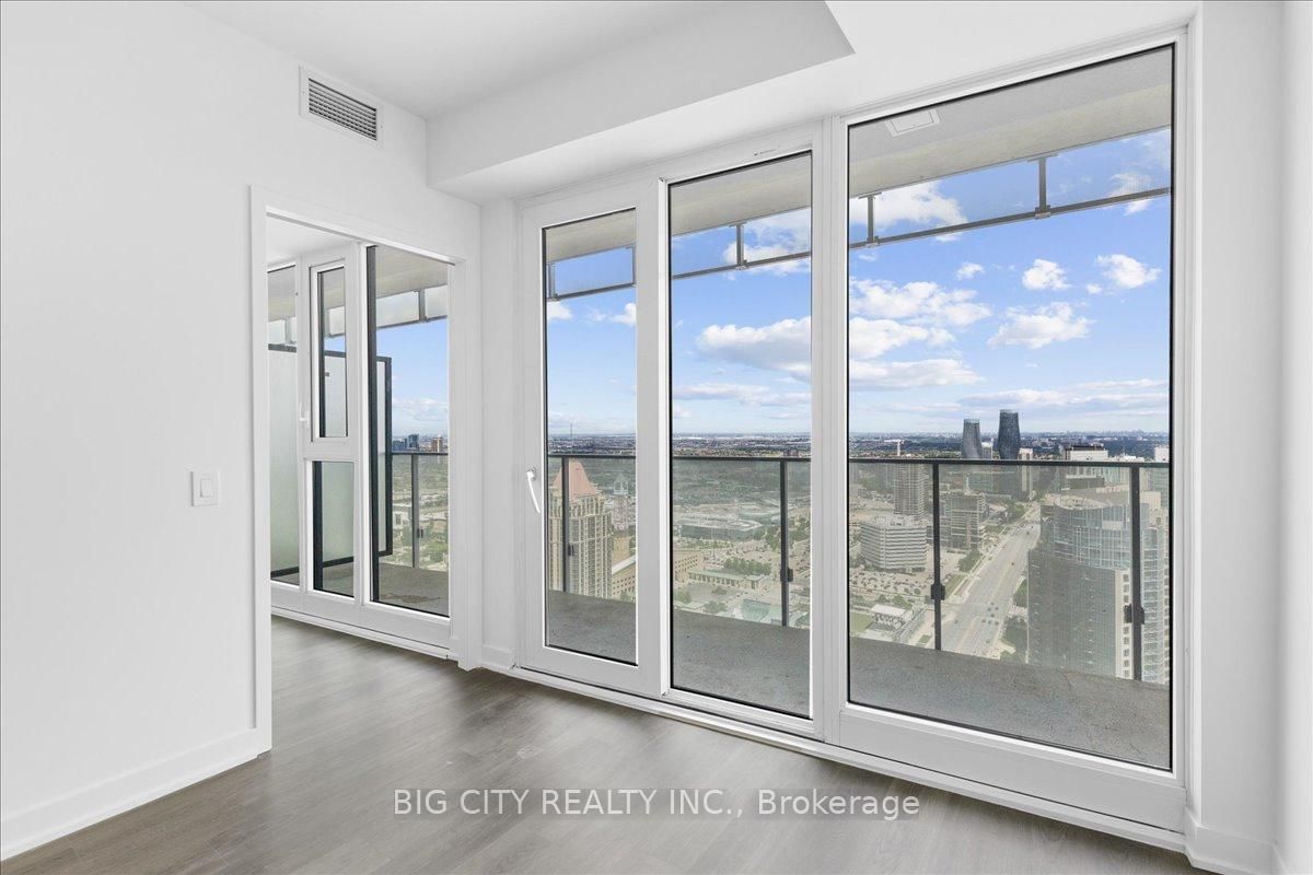 Photo 13 of 3900 Confederation Parkway, Unit 4012