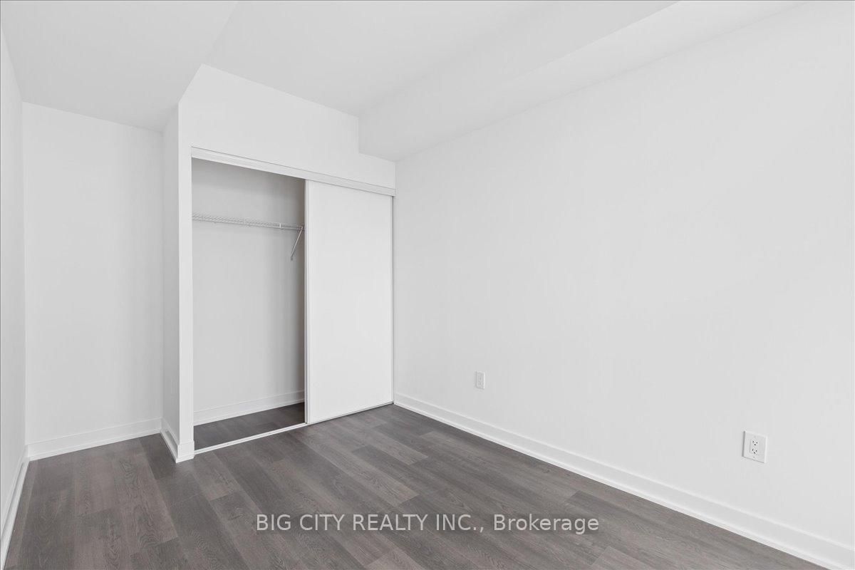 Photo 15 of 3900 Confederation Parkway, Unit 4012