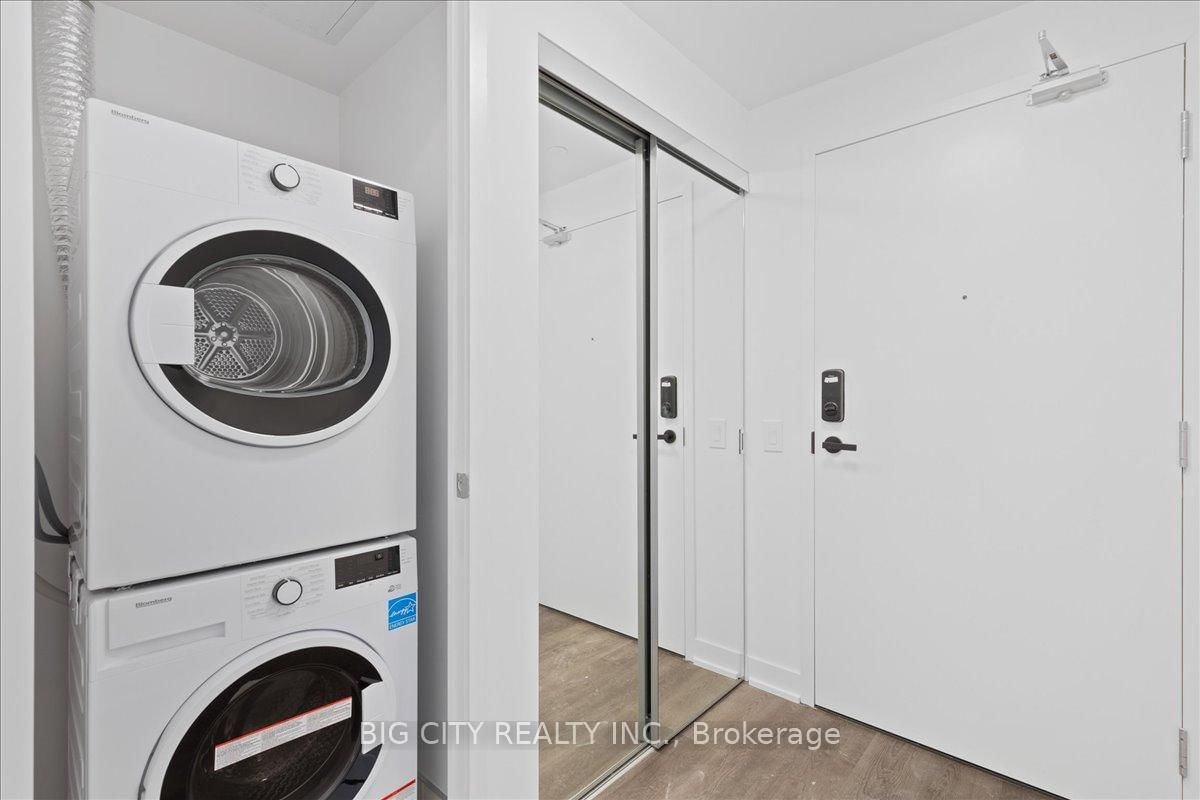 Photo 21 of 3900 Confederation Parkway, Unit 4012