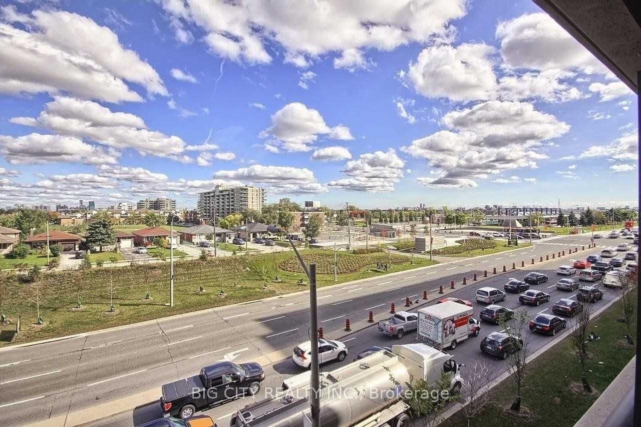 Photo 19 of 1 De Boers Drive, Unit 407