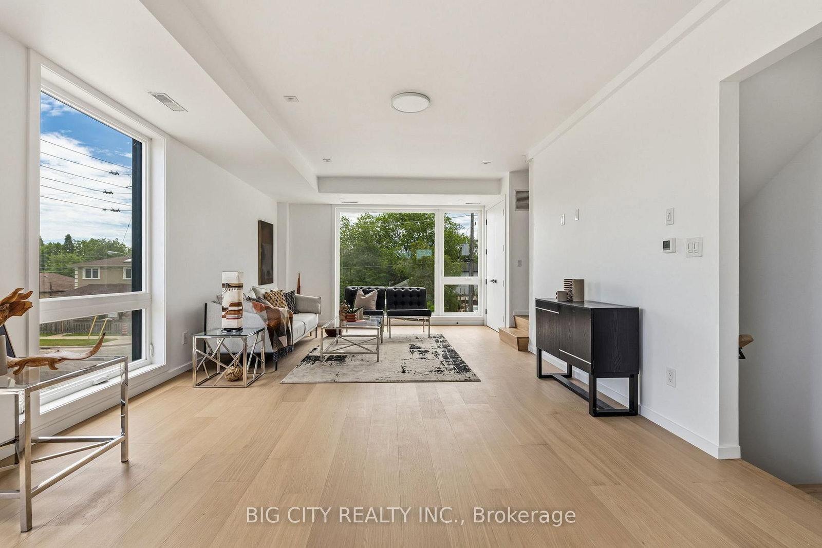 Photo 6 of 276 Lanor Avenue, Unit 3