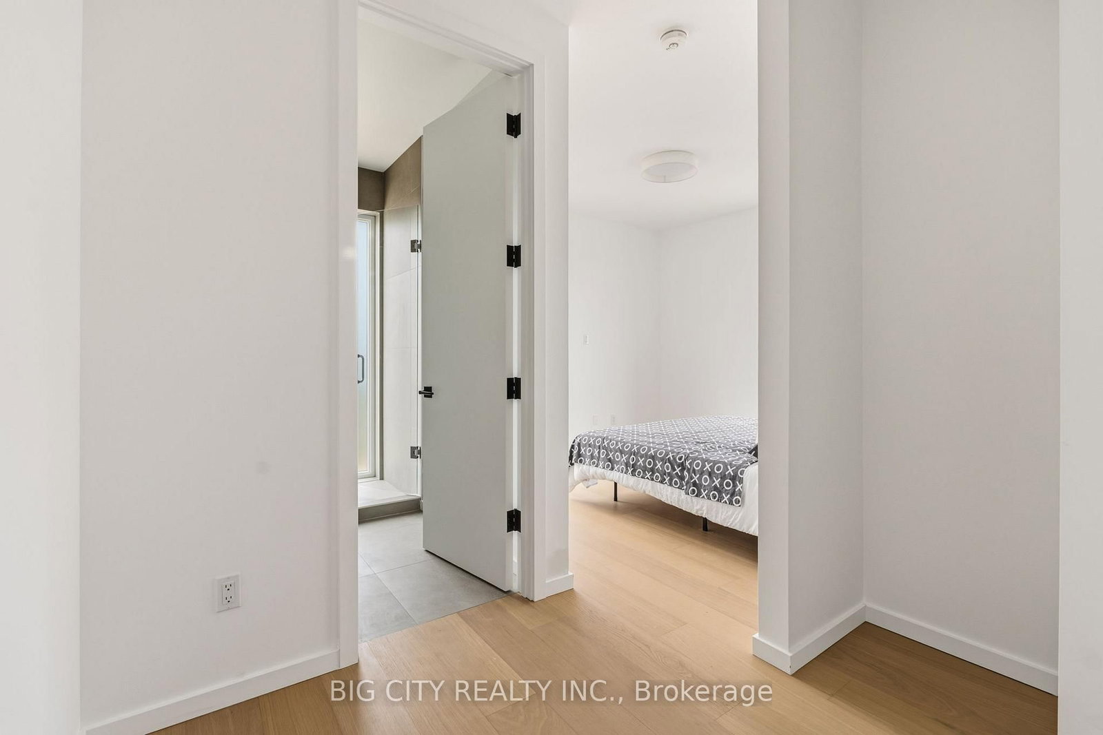 Photo 23 of 276 Lanor Avenue, Unit 3