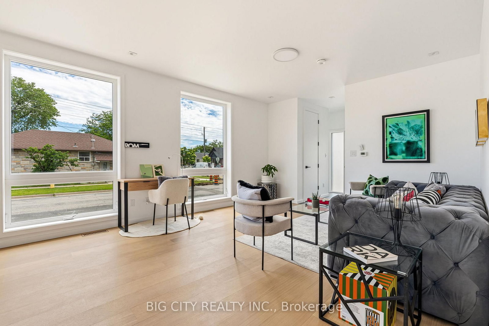 Photo 9 of 276 Lanor Avenue, Unit 1