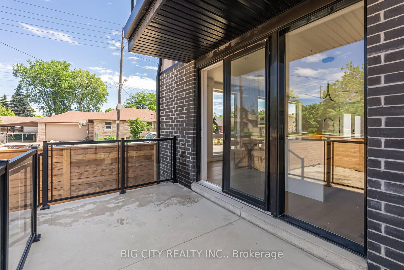 Photo 34 of 276 Lanor Avenue, Unit 1