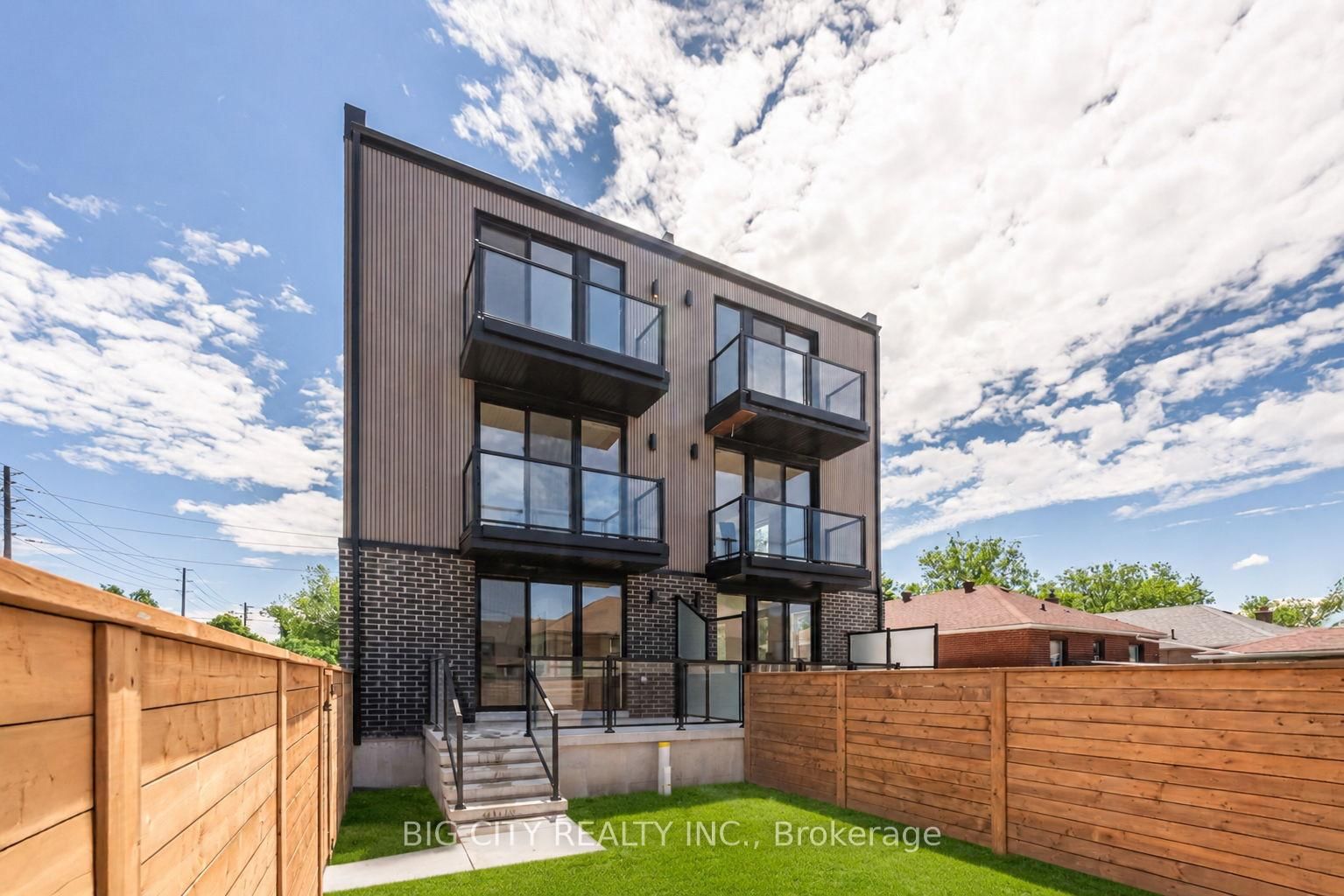 Photo 36 of 276 Lanor Avenue, Unit 1