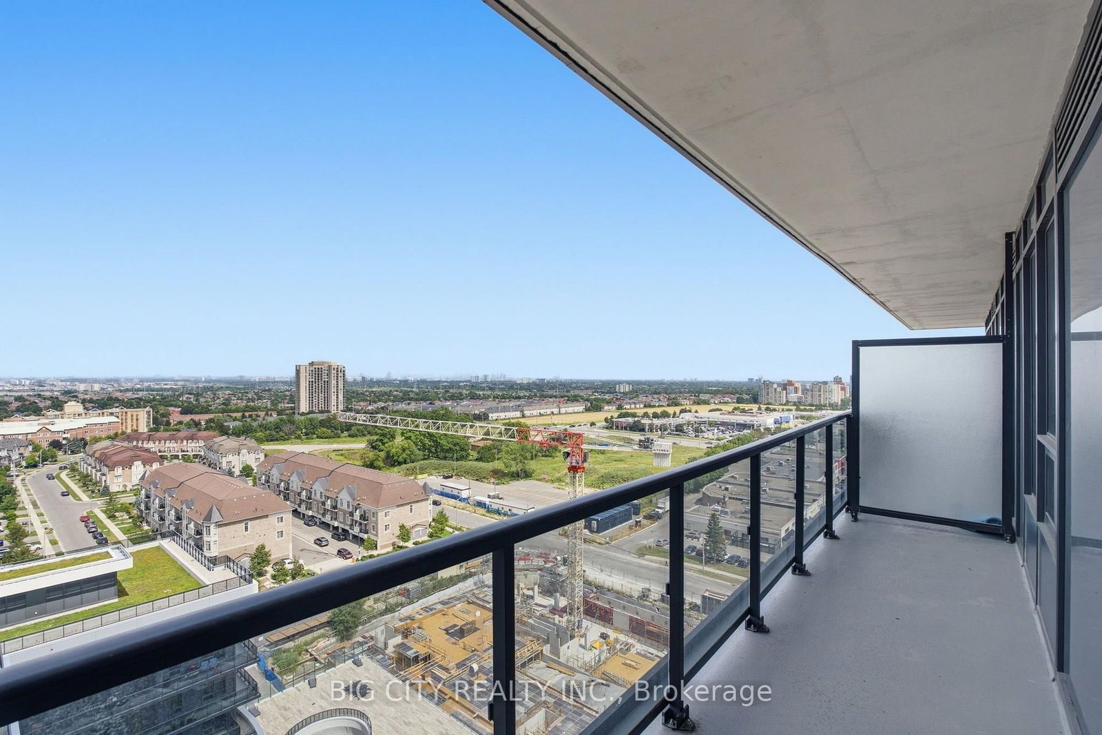 Photo 24 of 5105 Hurontario Street, Unit 1401