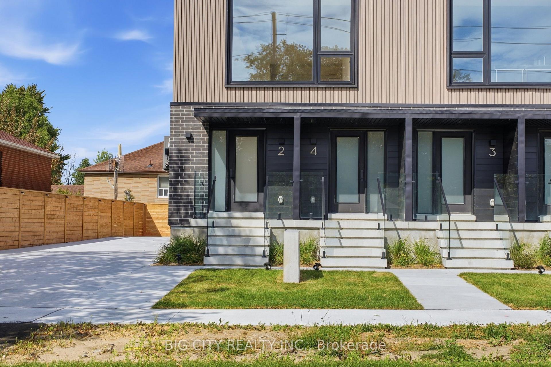 Photo 4 of 276 Lanor Avenue, Unit 2