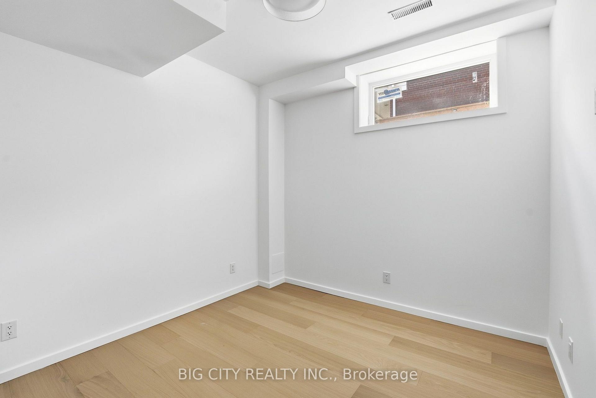 Photo 30 of 276 Lanor Avenue, Unit 2