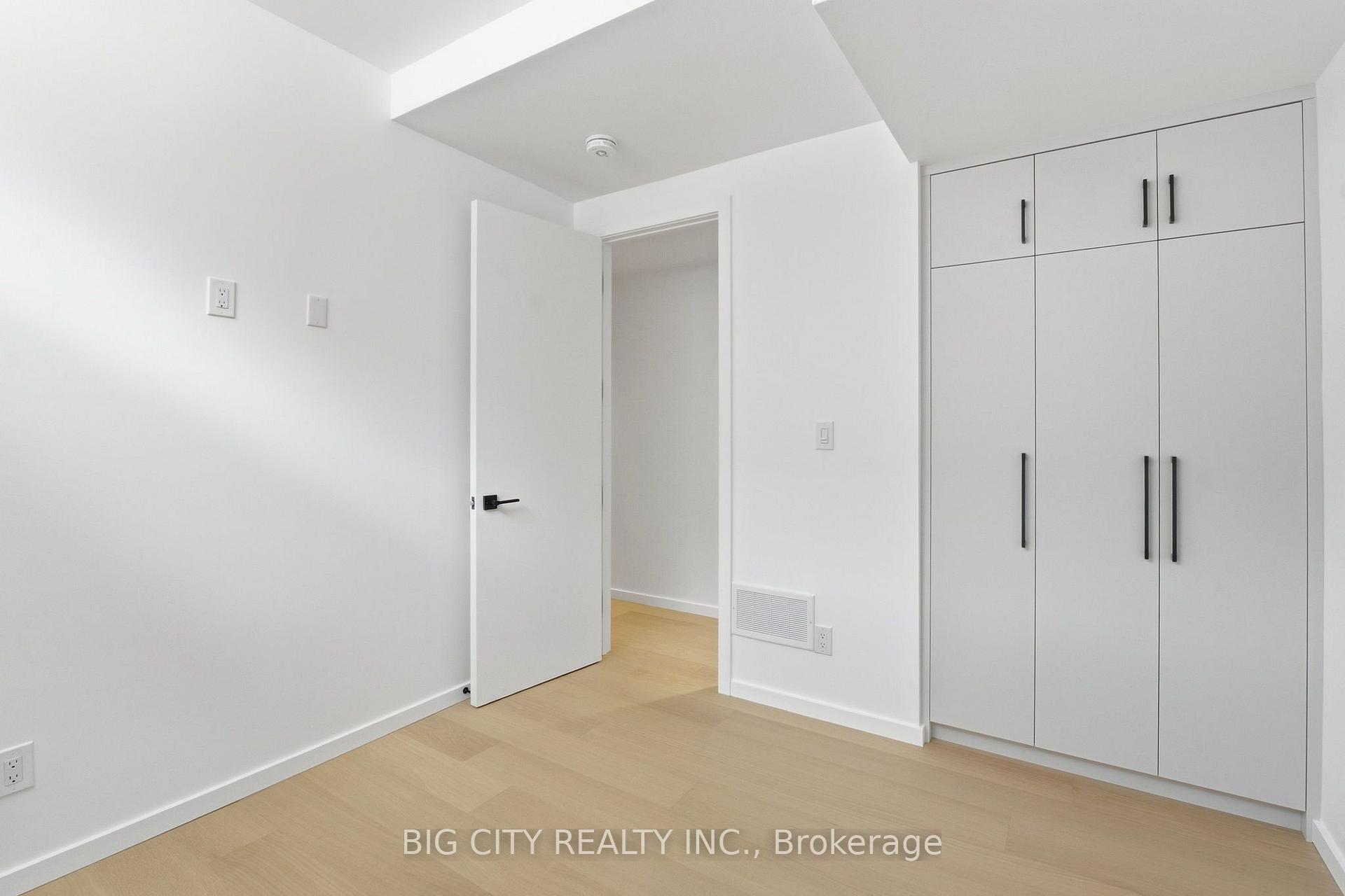 Photo 31 of 276 Lanor Avenue, Unit 2