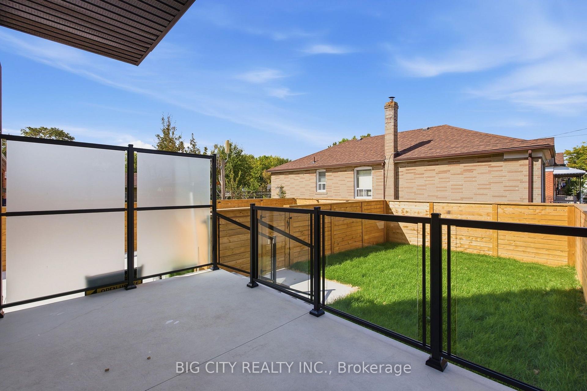 Photo 38 of 276 Lanor Avenue, Unit 2