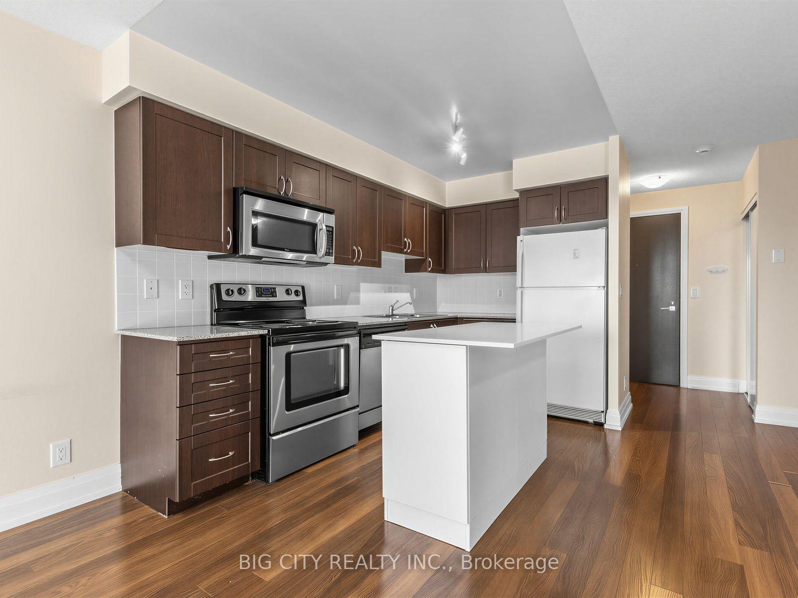 Photo 6 of 1 De Boers Drive, Unit 509