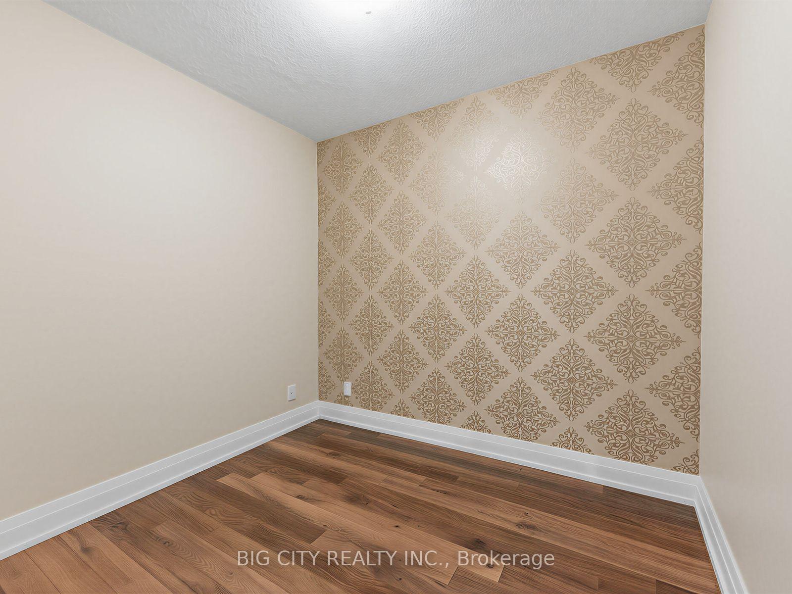 Photo 14 of 1 De Boers Drive, Unit 509