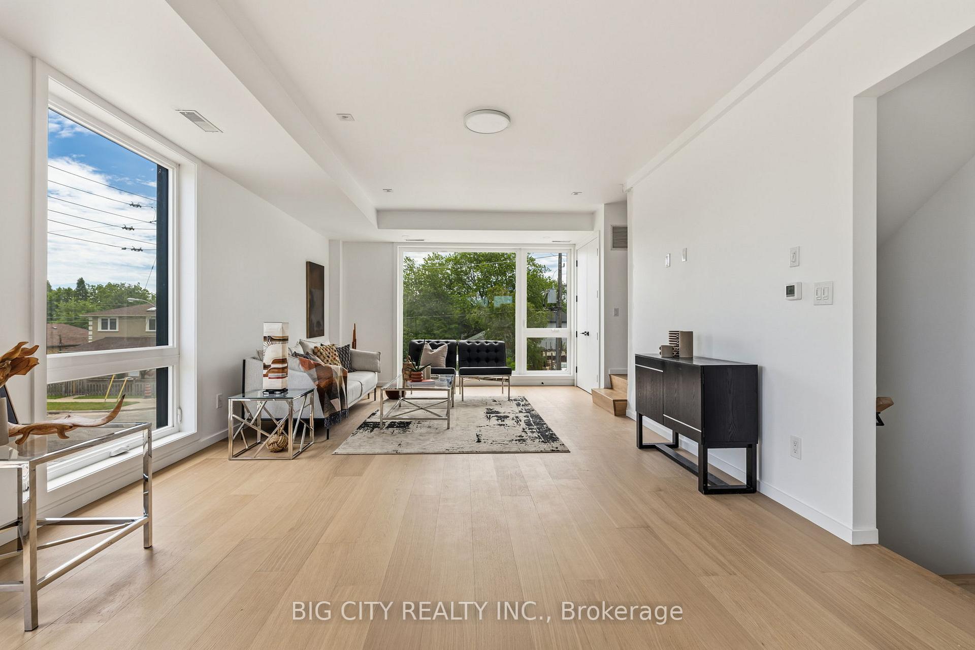 Photo 5 of 276 Lanor Avenue, Unit 3