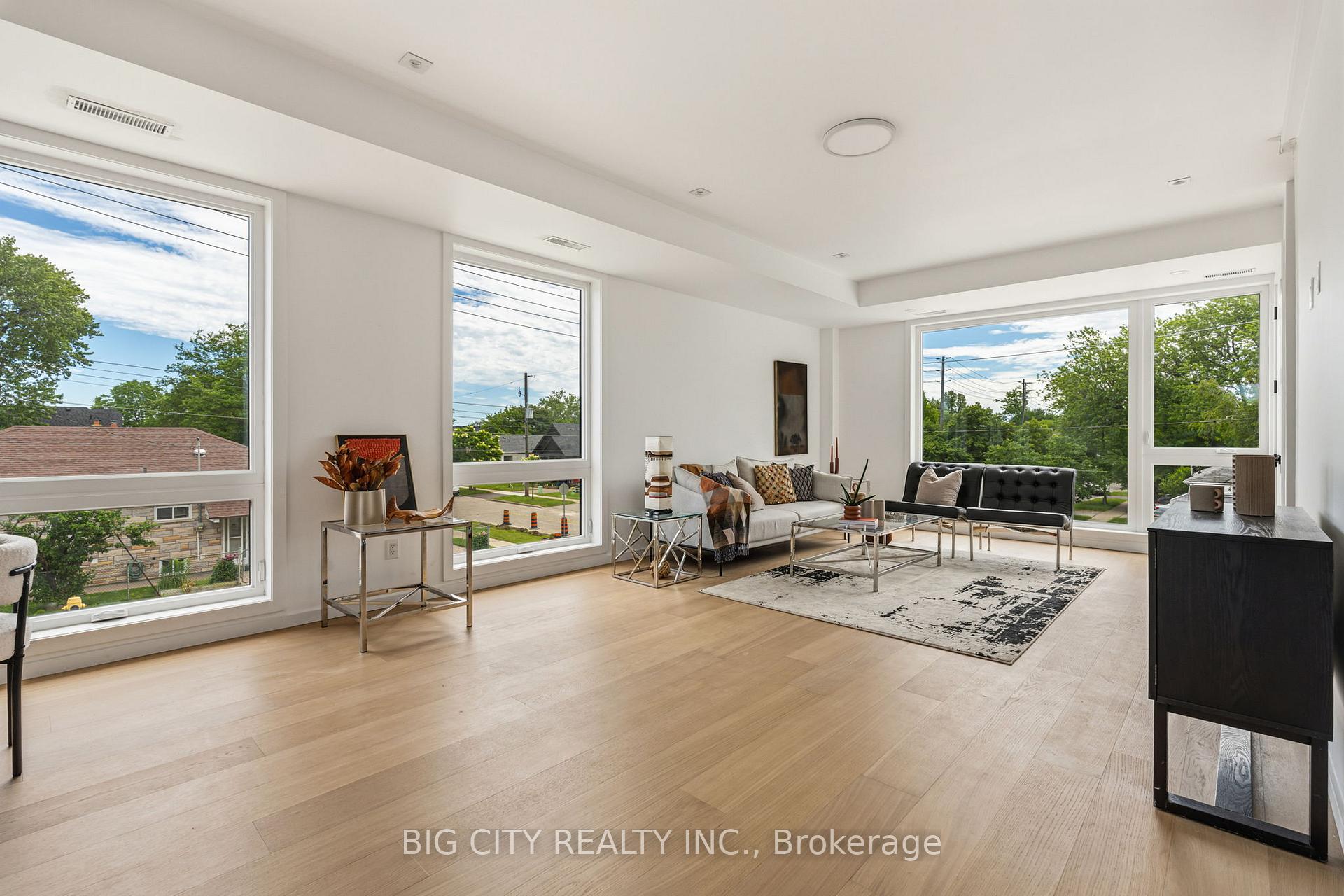Photo 7 of 276 Lanor Avenue, Unit 3