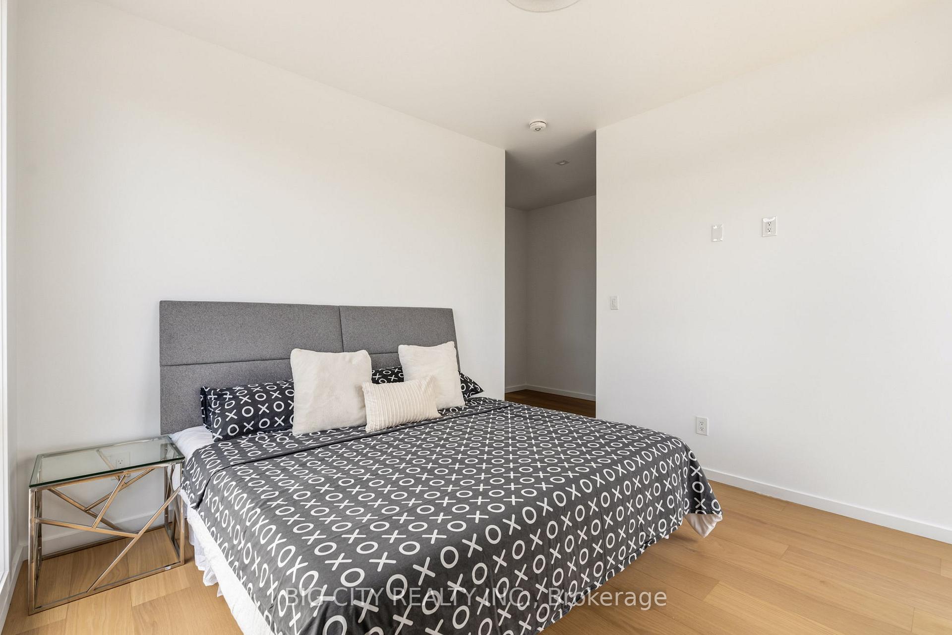 Photo 26 of 276 Lanor Avenue, Unit 3