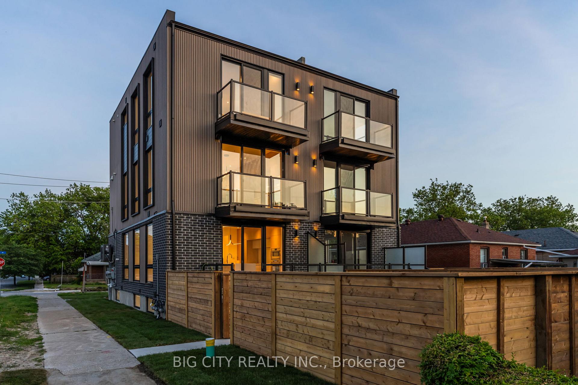 Photo 39 of 276 Lanor Avenue, Unit 3