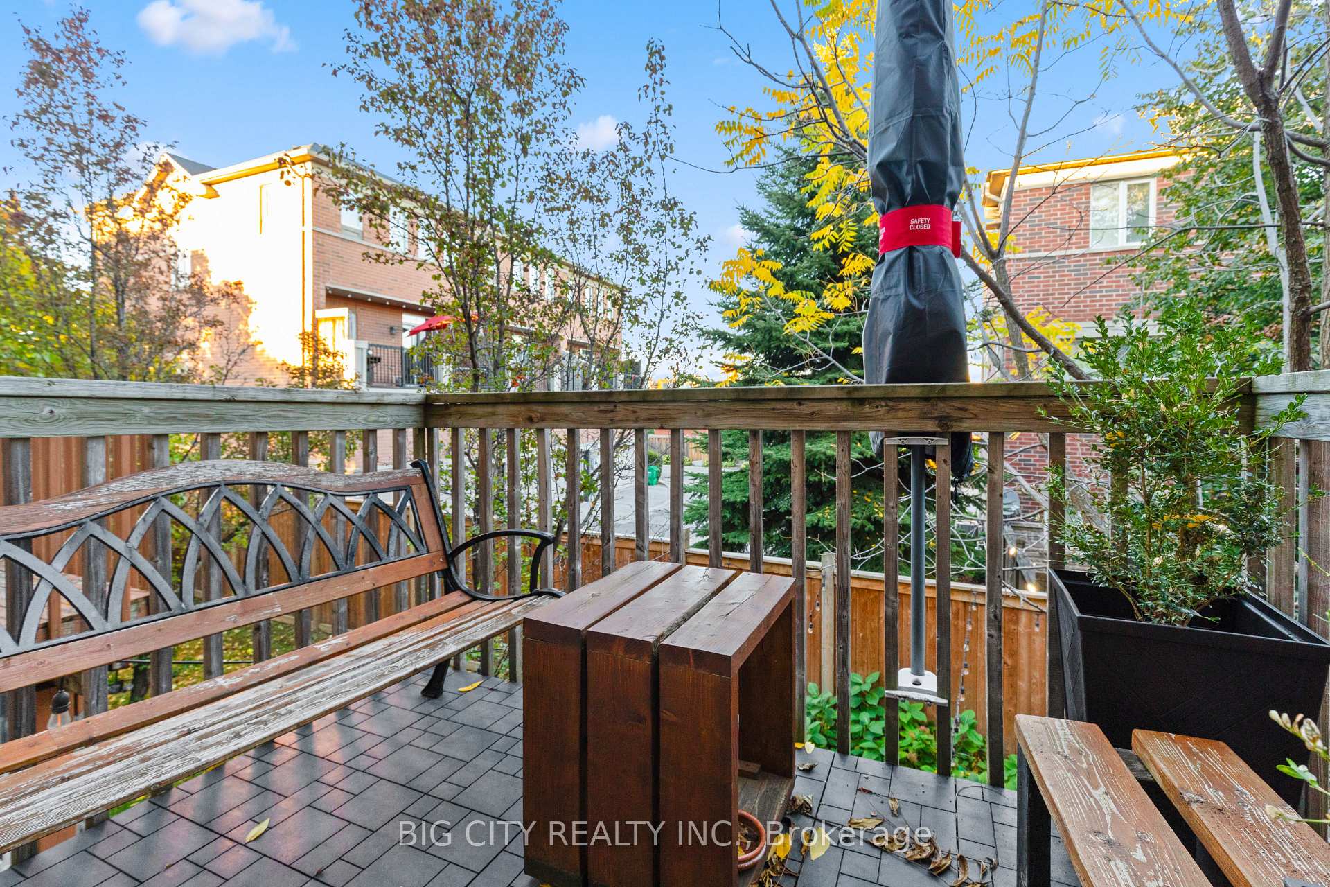 Photo 8 of 1128 Dundas Street W, Unit 7