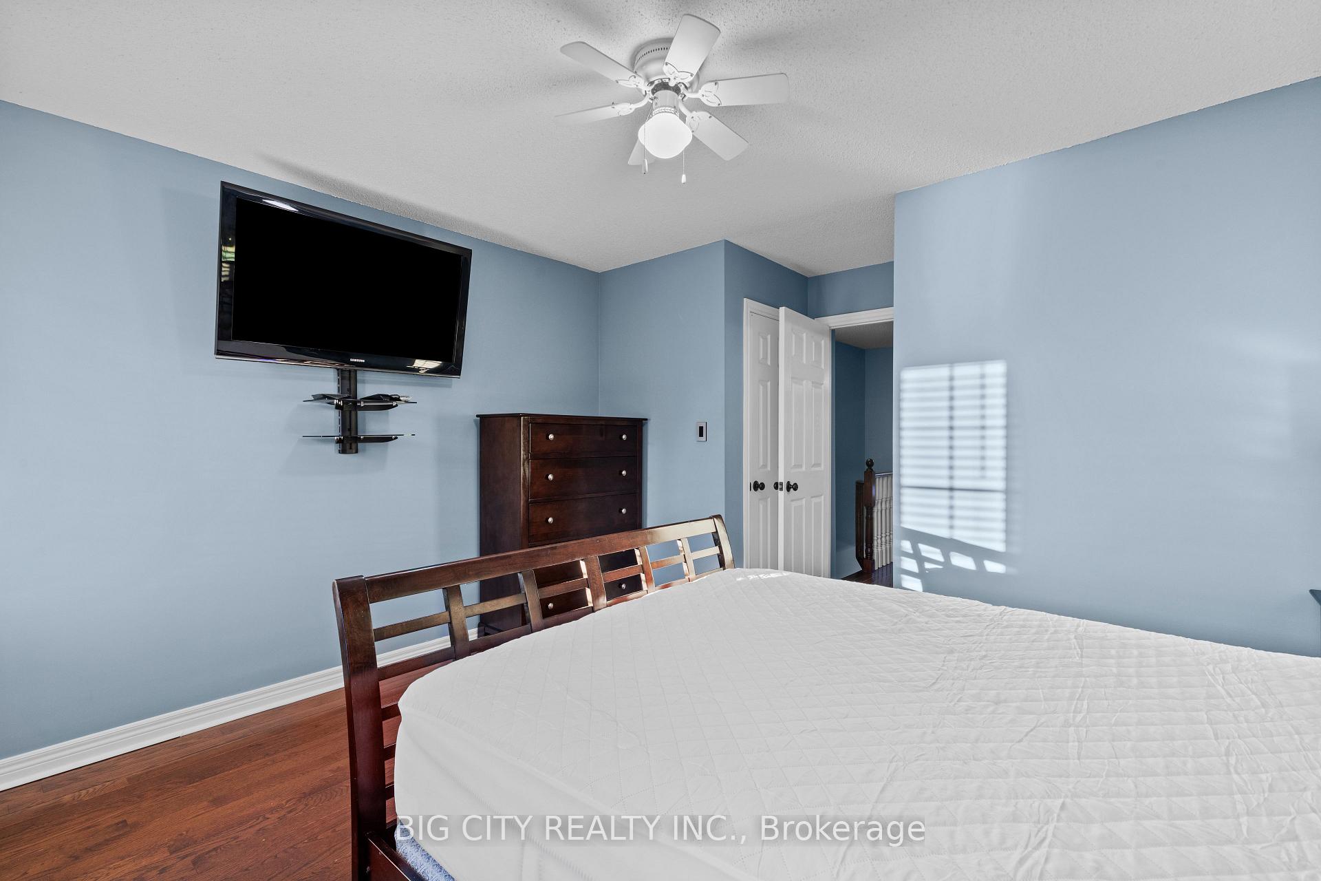 Photo 13 of 1128 Dundas Street W, Unit 7
