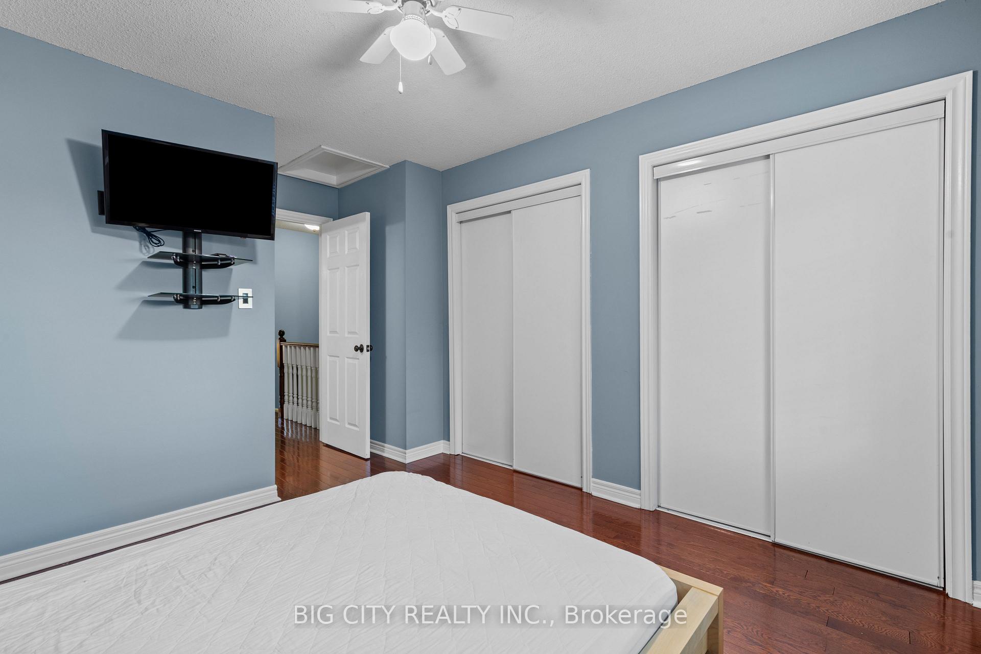 Photo 16 of 1128 Dundas Street W, Unit 7