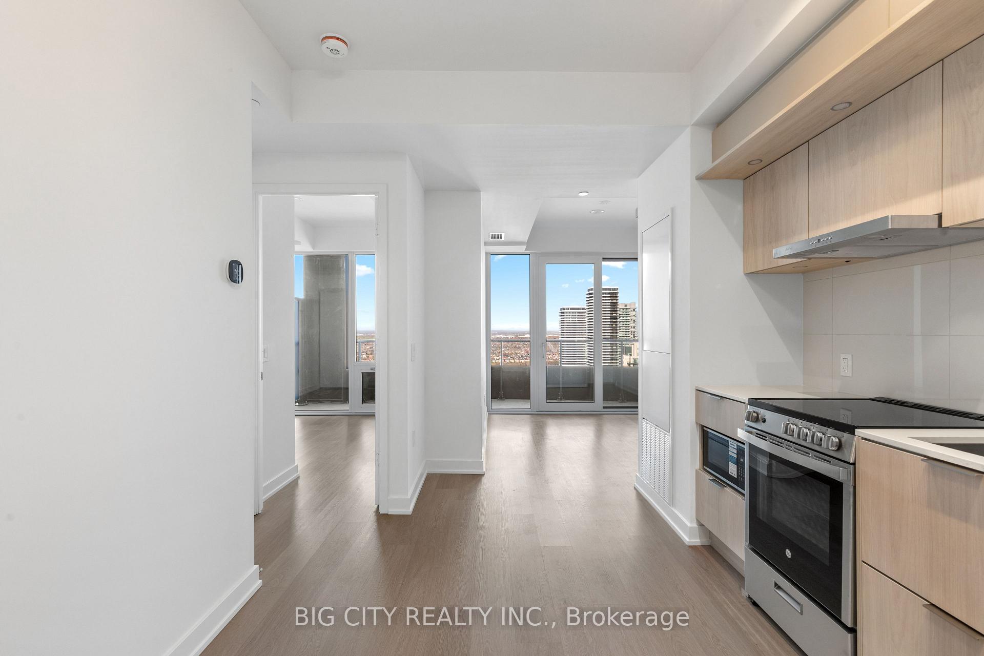 Photo 5 of 448 Burnhamthorpe Road W, Unit 3003