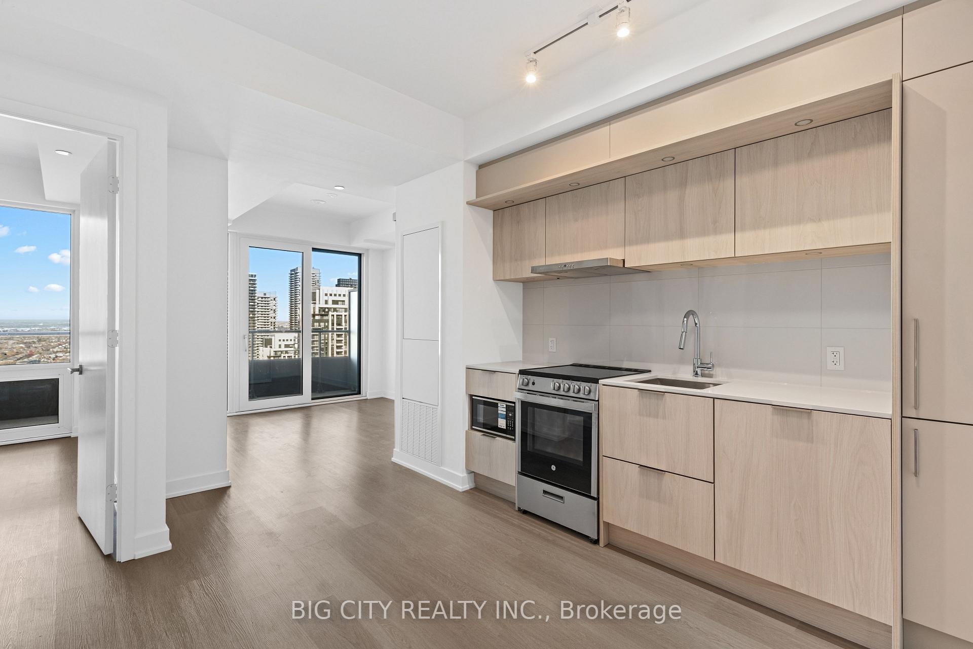 Photo 6 of 448 Burnhamthorpe Road W, Unit 3003