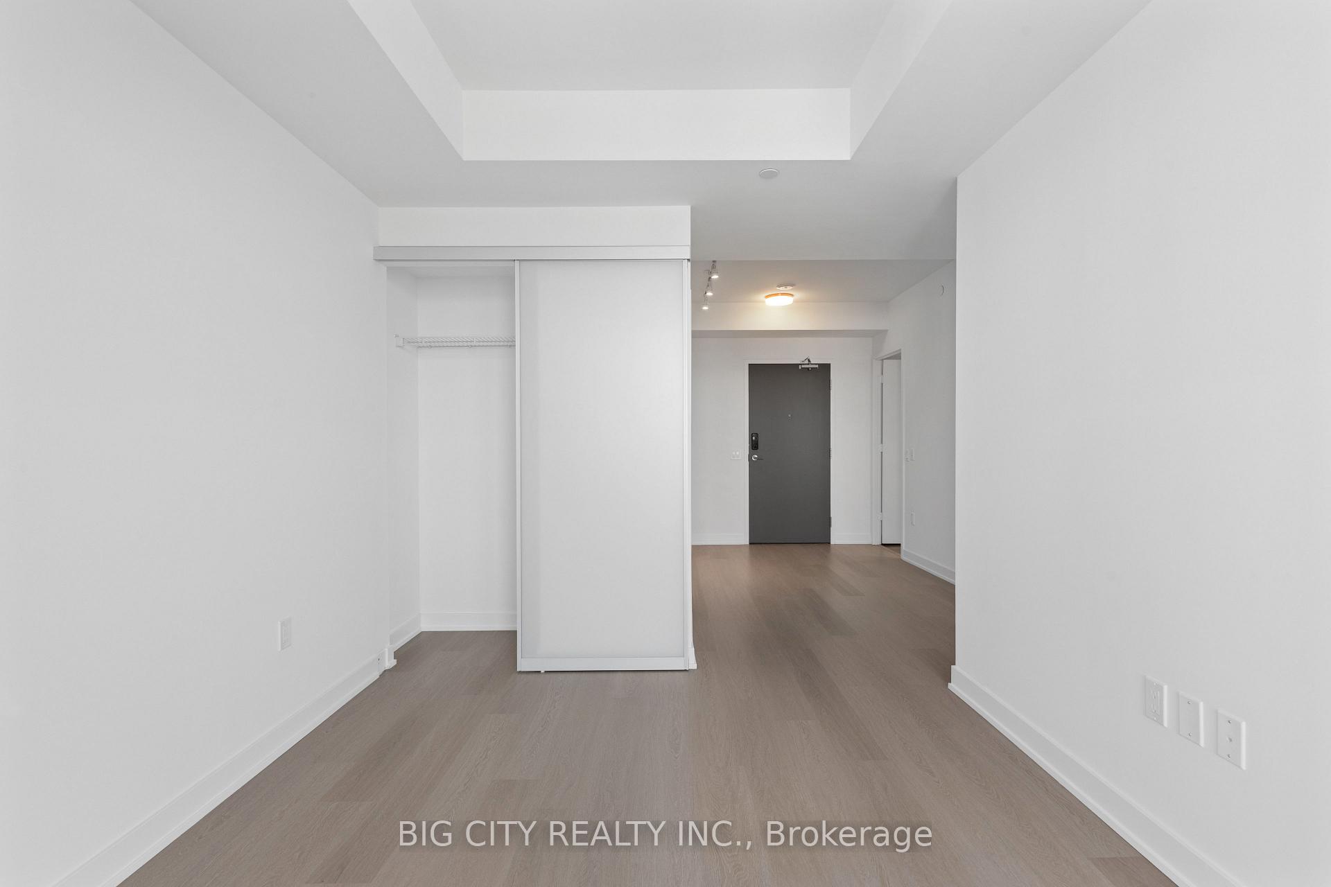 Photo 9 of 448 Burnhamthorpe Road W, Unit 3003