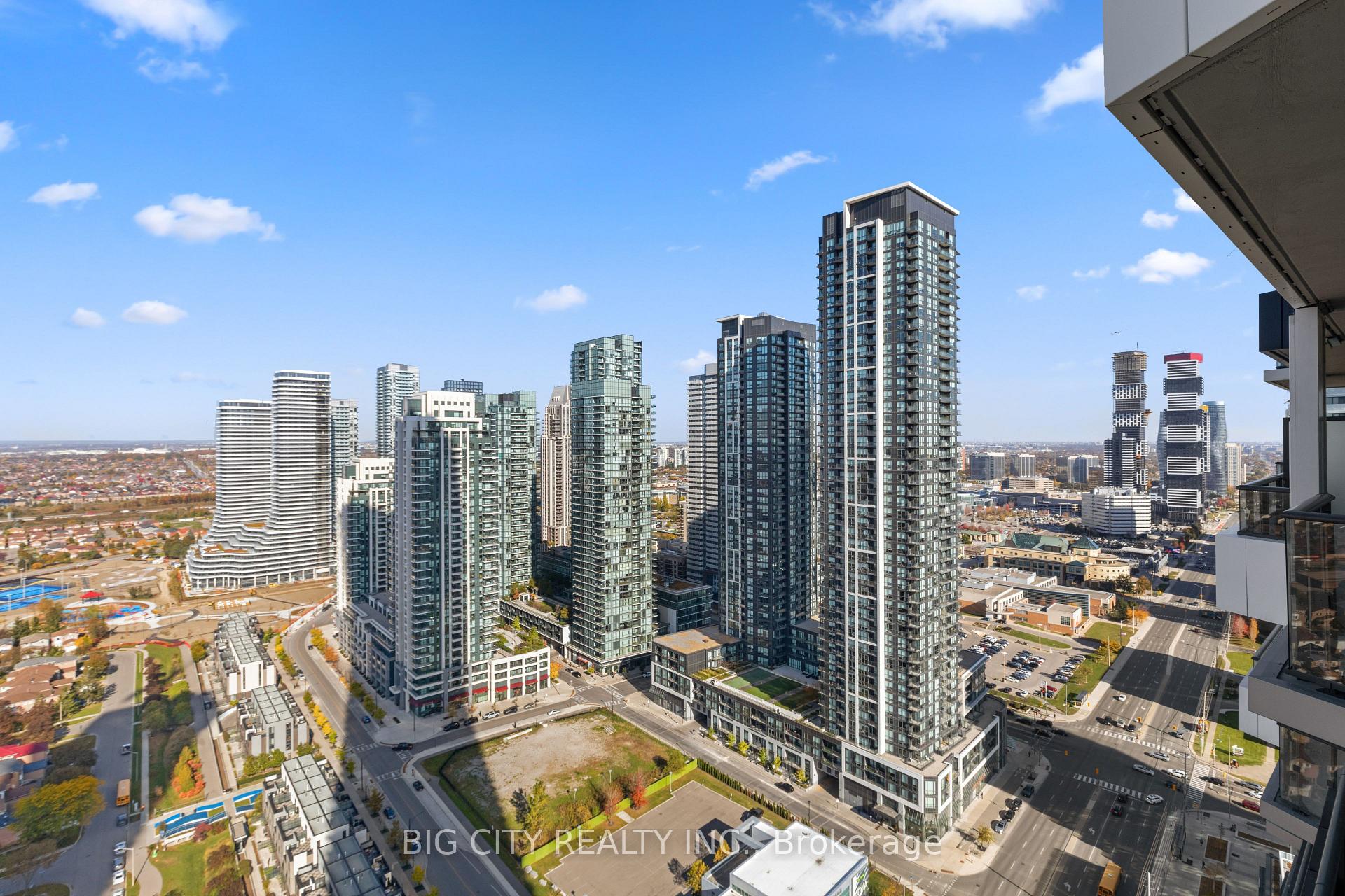 Photo 16 of 448 Burnhamthorpe Road W, Unit 3003