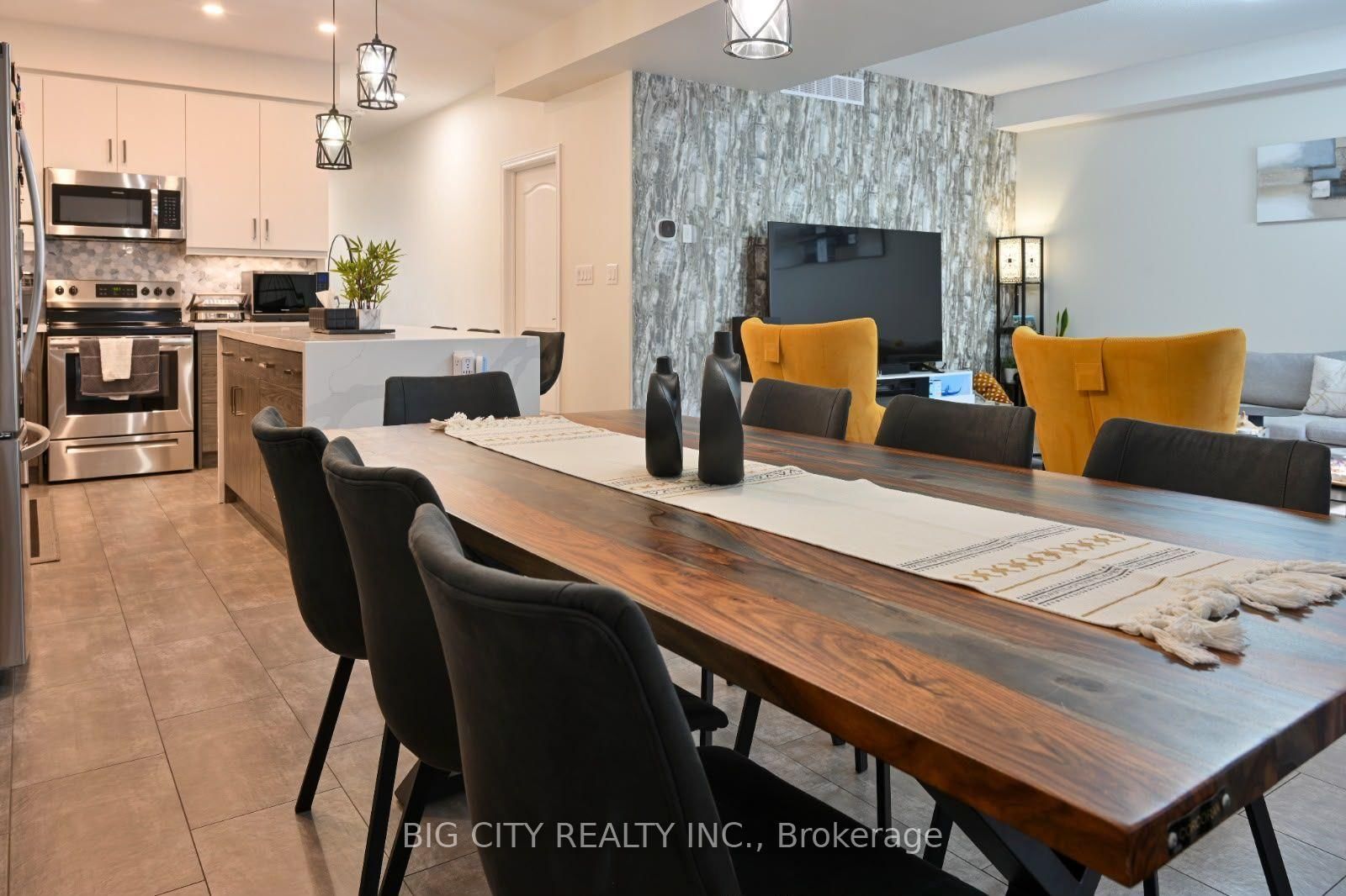 Photo 7 of 45 Dorchester Boulevard, Unit 23
