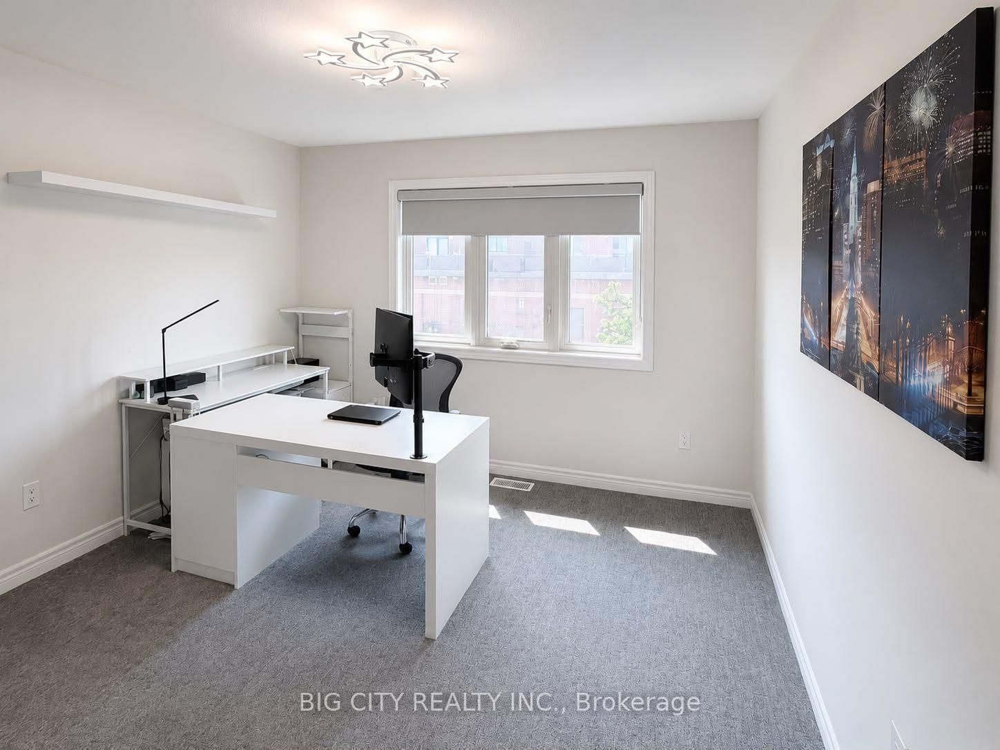 Photo 23 of 45 Dorchester Boulevard, Unit 23