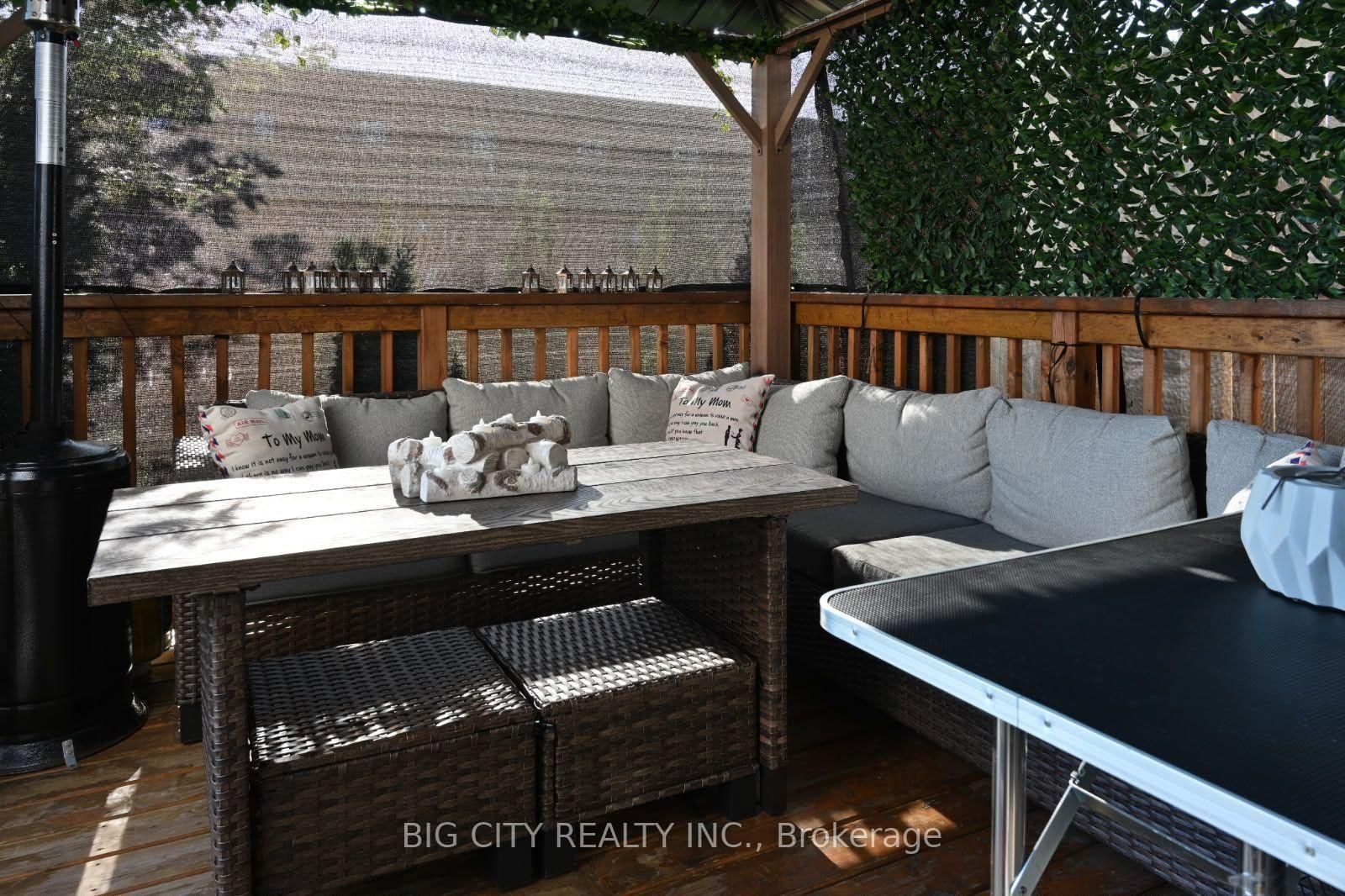 Photo 33 of 45 Dorchester Boulevard, Unit 23