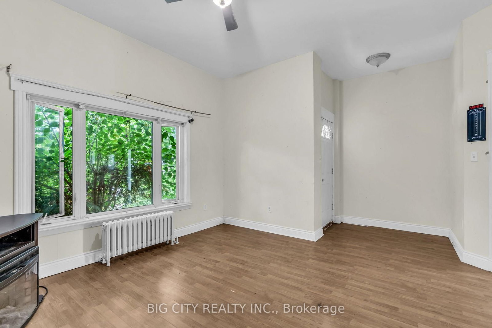 Photo 16 of 16 East Avenue